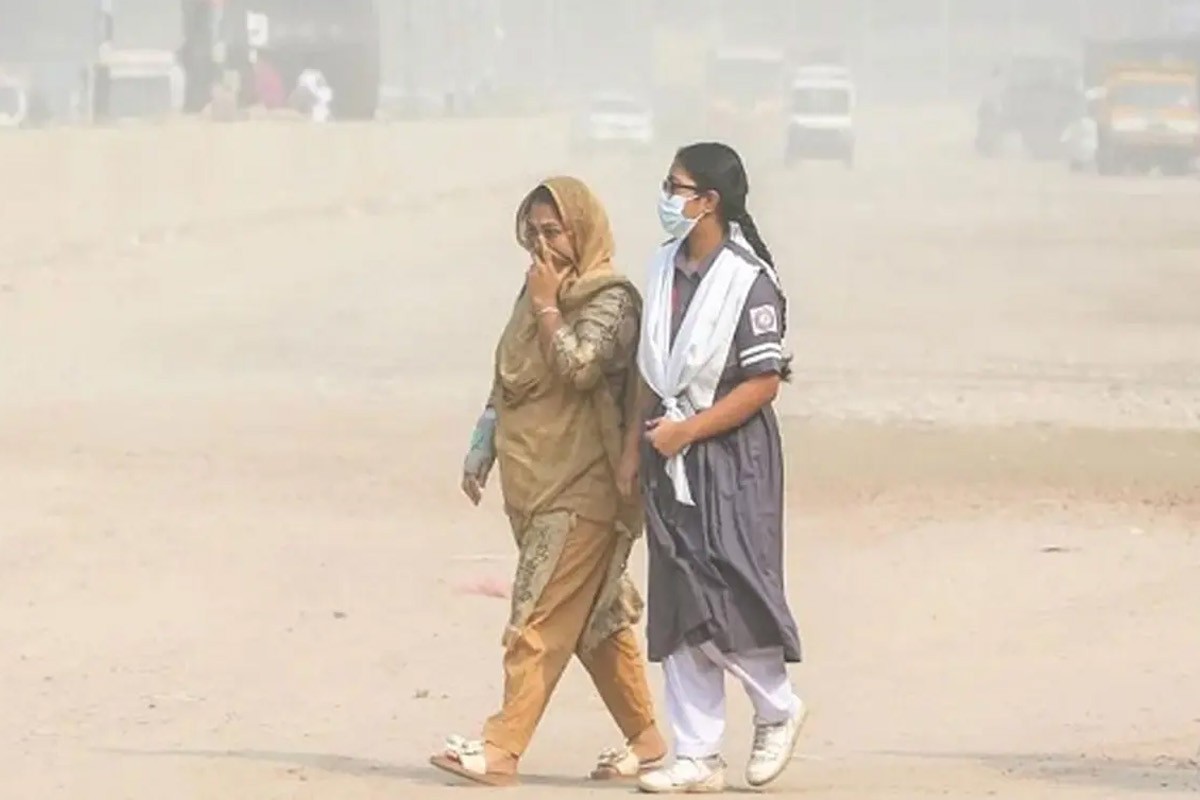 আজ বায়ুদূষণে ঢাকার অবস্থান পঞ্চম, শীর্ষে কায়রো