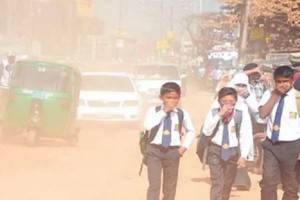আজ বায়ুদূষণে শীর্ষে ঢাকা