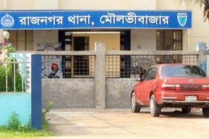 ডিবি পুলিশের ওপর হামলার অভিযোগে ৪৭ জনের নামে মামলা