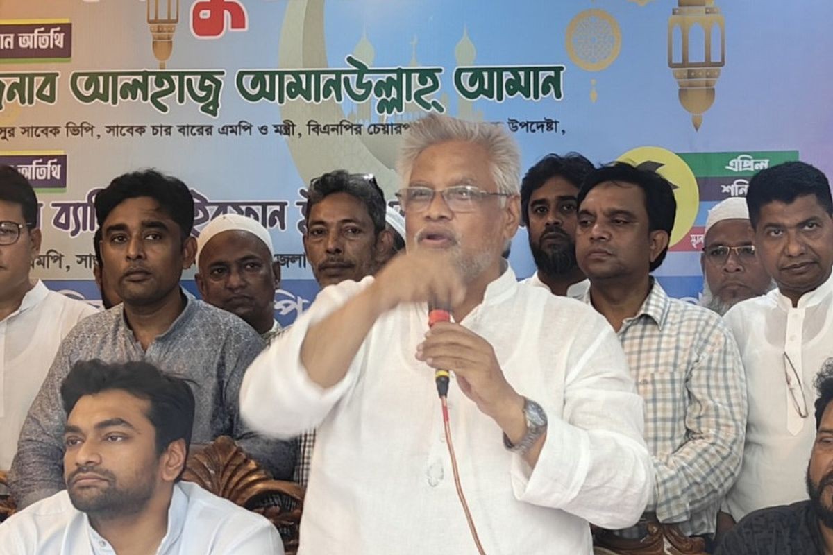 ‘ছাত্র-জনতা হত্যার দায়ে বাংলার মাটিতে হাসিনা ও তাঁর এমপি-মন্ত্রীদের বিচার হবে’