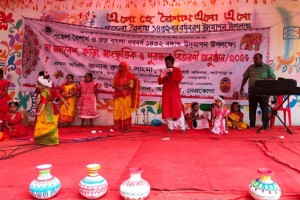 নেত্রকোনায় ইউএনও কে লাঞ্ছিত করে বর্ষবরণের অনুষ্ঠানে যুবদলের হামলা