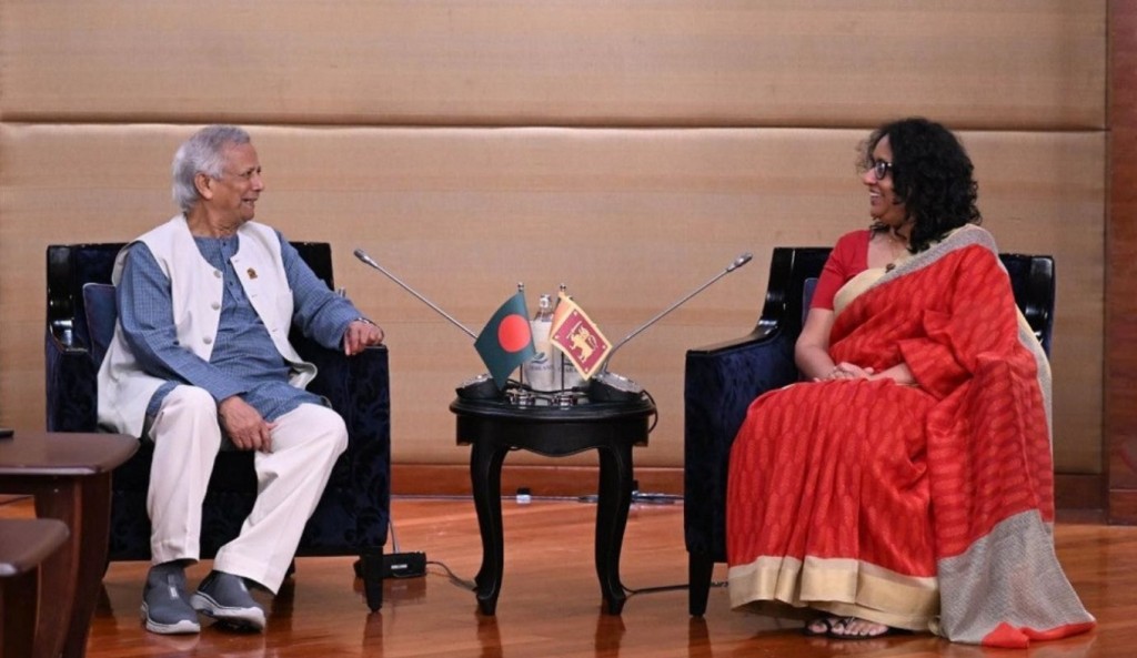 প্রধান উপদেষ্টার সঙ্গে শ্রীলঙ্কার প্রধানমন্ত্রীর বৈঠক 2 TOUKIR 19 1743764099 প্রধান উপদেষ্টার সঙ্গে শ্রীলঙ্কার প্রধানমন্ত্রীর বৈঠক