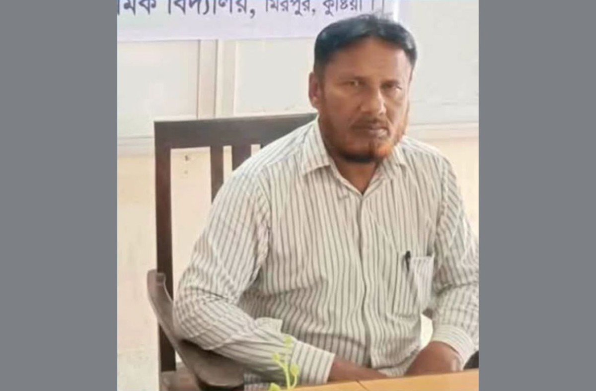 এসএসসি পরীক্ষার নীতিমালা না মানায় শিক্ষককে শোকজ