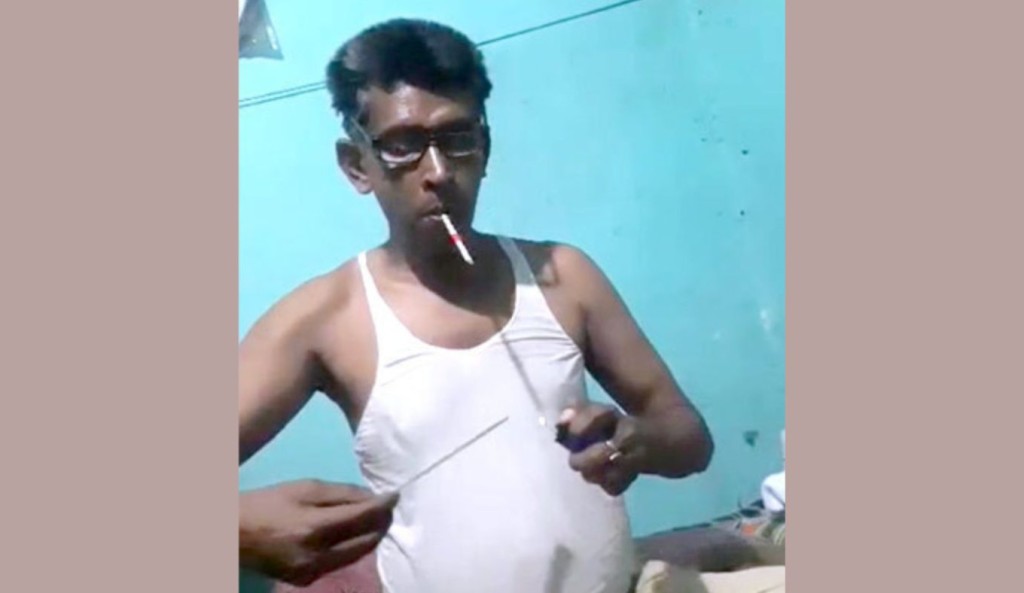 ইয়াবা সেবনের ভিডিও ভাইরাল হওয়া যুবদলের সেই নেতাকে বহিষ্কার 3 TOUKIR 46 1743865393 ইয়াবা সেবনের ভিডিও ভাইরাল হওয়া যুবদলের সেই নেতাকে বহিষ্কার