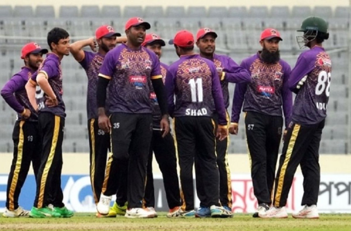 পারিশ্রমিক না পেয়ে অনুশীলন বর্জন করল পারটেক্স স্পোর্টিং ক্লাবের ক্রিকেটাররা