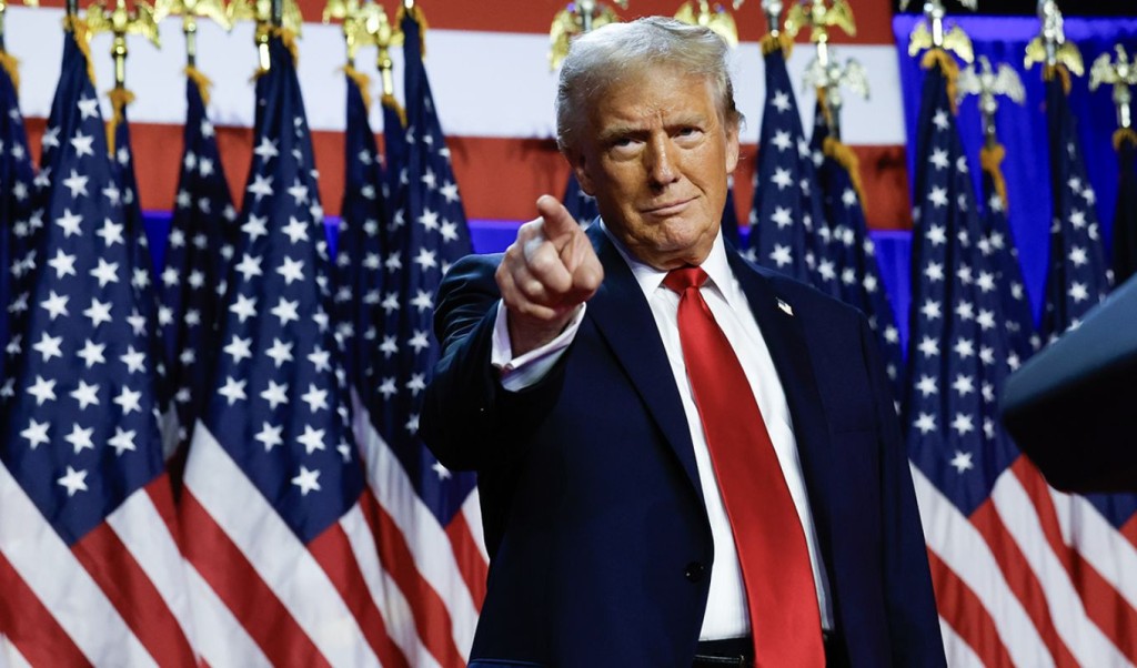 Trump 1743686501 ৫৮ শতাংশ মার্কিনির মতে ‘ট্রাম্পের শুল্কনীতি দেশের অর্থনীতির জন্য ক্ষতিকর’