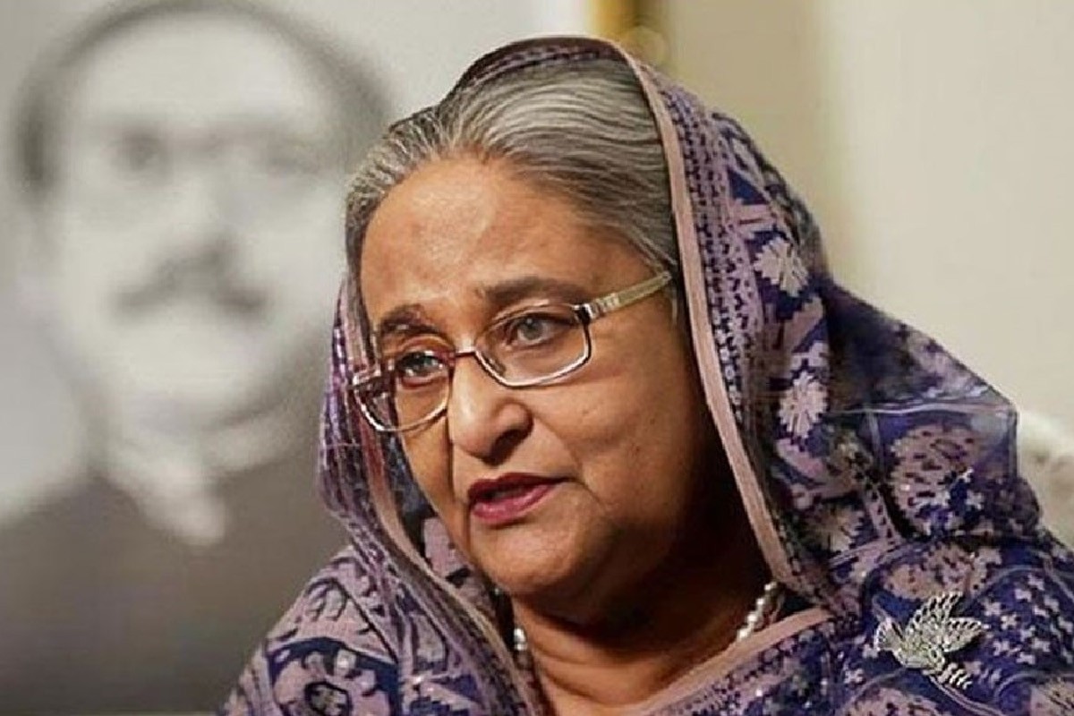 বিচারকাজে বাধা ও হুমকি: শেখ হাসিনার বিরুদ্ধে আদালত অবমাননার অভিযোগ