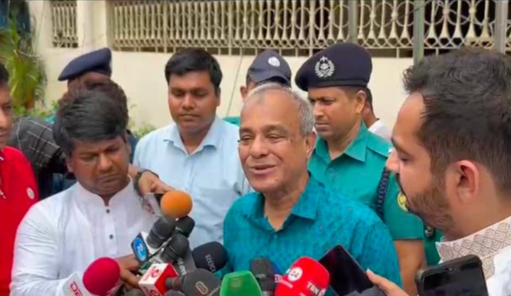 রাজধানীর থানাগুলো দ্রুত নিজস্ব ভবনে স্থানান্তর হবে: স্বরাষ্ট্র উপদেষ্টা 3 Untitled design 75 1743591332 রাজধানীর থানাগুলো দ্রুত নিজস্ব ভবনে স্থানান্তর হবে: স্বরাষ্ট্র উপদেষ্টা