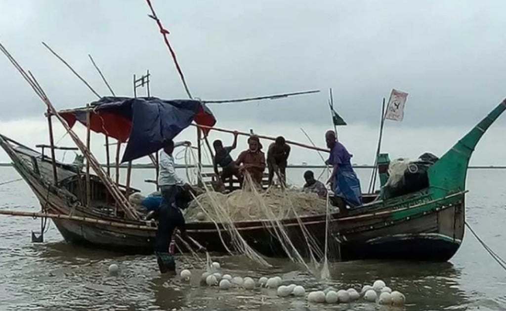 aabbc 2 1744625965 মধ্যরাত থেকে ৫৮ দিন সাগরে মাছ ধরা নিষিদ্ধ