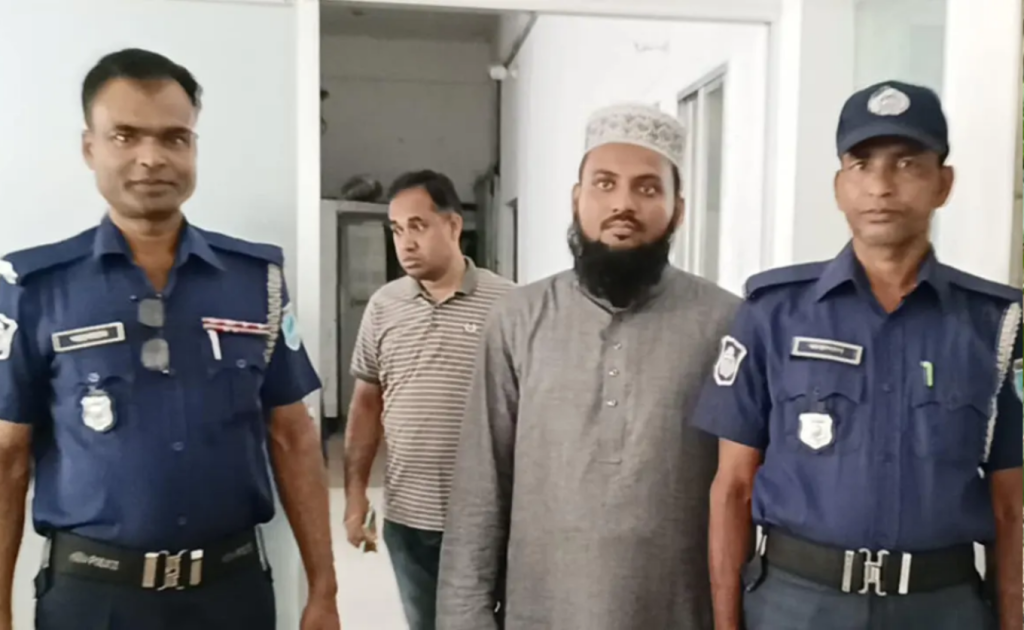 aabbc 33 1744109169 খালেদা জিয়াকে নিয়ে ফেসবুকে কুরুচিপূর্ণ মন্তব্য, গ্রেপ্তার ১