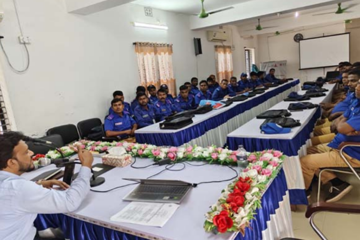 কুমারখালীতে দক্ষতা বৃদ্ধির লক্ষ্যে গ্রাম পুলিশের মাসব্যাপী প্রশিক্ষণ কোর্স শুরু