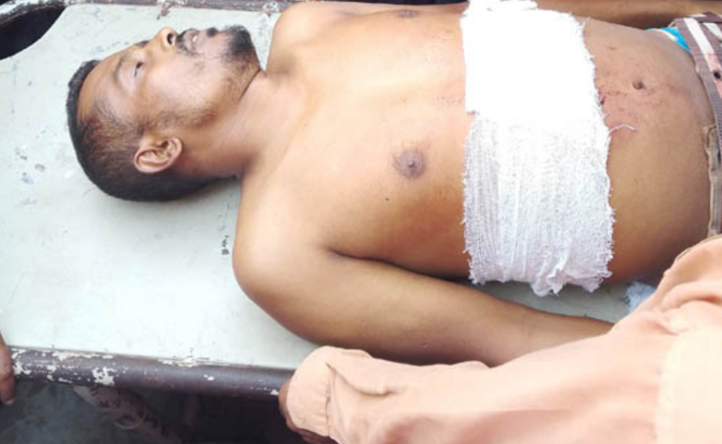 aabbc 7 1744463553 নড়াইলে দুর্বৃত্তের ছুরিকাঘাতে মাইক্রোবাস ড্রাইভার নিহত