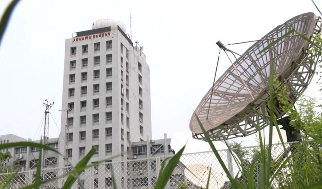 abhawa 1743563661 দুপুরের মধ্যে ৬০ কিলোমিটার বেগে ঝড় ও বজ্রবৃষ্টির সম্ভাবনা