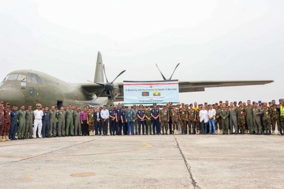 মিয়ানমারে জরুরি ত্রাণের দ্বিতীয় চালান পাঠাল বাংলাদেশ