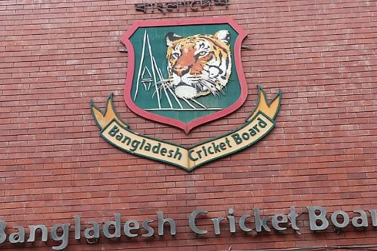 বিসিবিতে দুদকের অভিযান