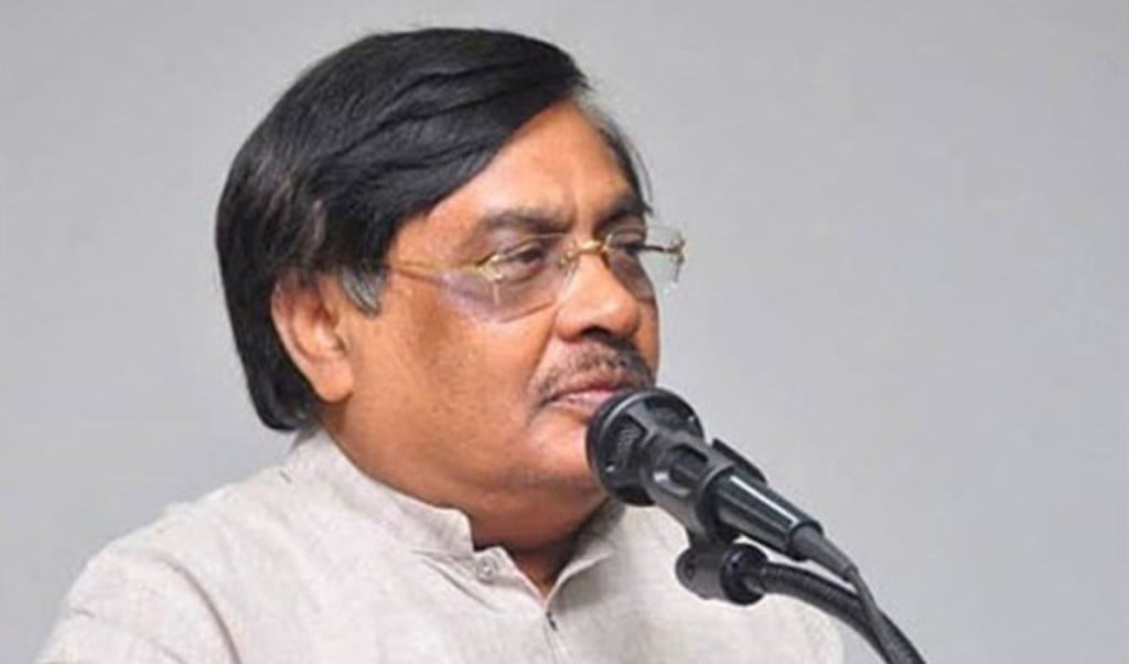bulu 1743694609 মেসে থাকা উপদেষ্টারা চড়েন ৬ কোটির গাড়িতে, পরেন ৪০ হাজারের ঘড়ি : বুলু