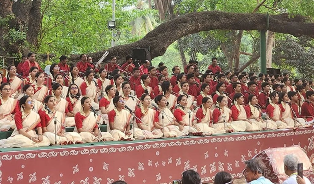 chyanot 1744599745 সুরের মূর্ছনায় রমনার বটমূলে ছায়ানটের বর্ষবরণ অনুষ্ঠান শুরু