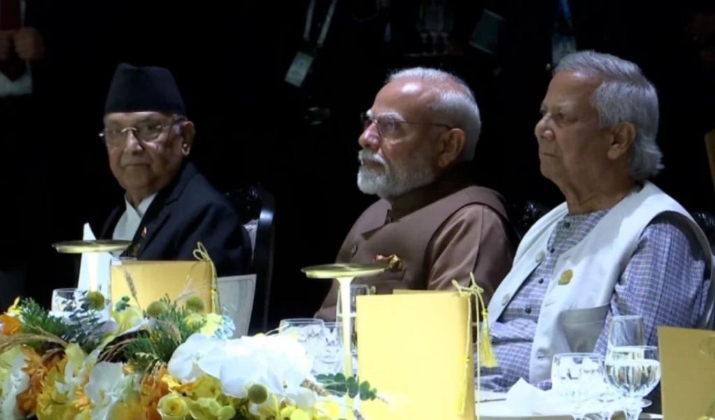 dr yunus modi 1743692258 বিমসটেকে নৈশভোজের টেবিলে পাশাপাশি ড. ইউনূস-মোদি