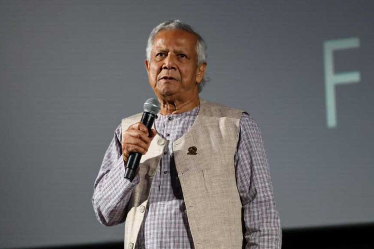 তরুণদের চাকরিপ্রার্থী না হয়ে উদ্যোক্তা হওয়ার পরামর্শ ড. ইউনূসের