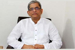 চিকিৎসার জন্য সস্ত্রীক সিঙ্গাপুর গেছেন মির্জা ফখরুল