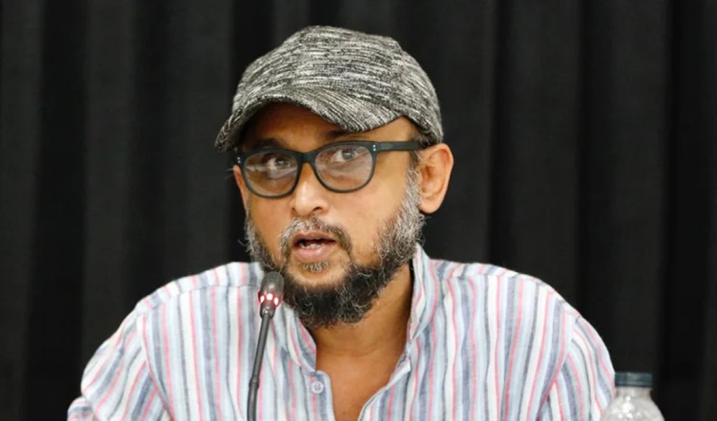 farooki 1744439861 চারুকলায় দুই মোটিফ পুড়ানোর ঘটনায় যা বললেন সংস্কৃতি উপদেষ্টা