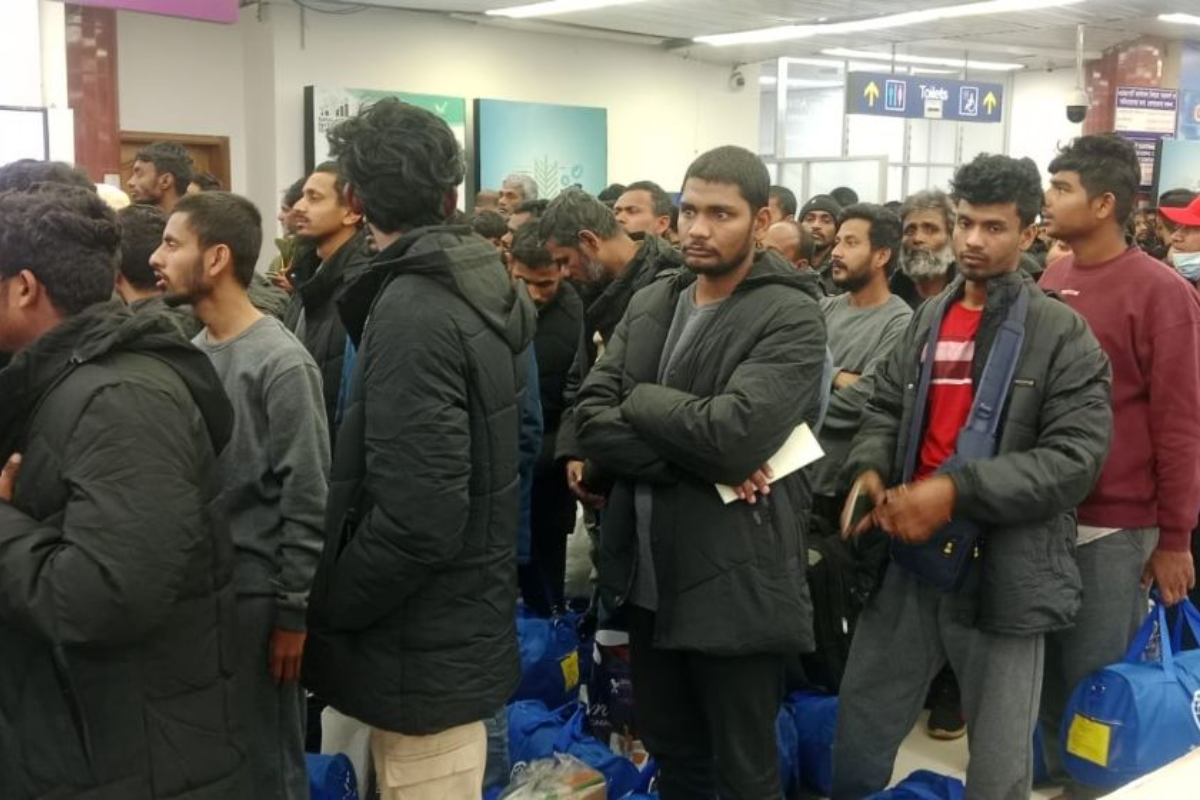 লিবিয়া থেকে ফিরলেন আরও ১৬৭ বাংলাদেশি