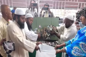 পাগলা মসজিদের দানবাক্সে ২৮ বস্তা টাকা,  গুণতে বসেছে ৩২০ জন