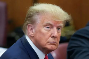 আদালত অবমাননার ঝুঁকিতে ট্রাম্প প্রশাসন