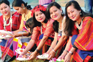 আসছে বৈসাবি, পাহাড়ে লেগেছে উৎসবের রঙ