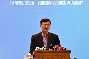 বাংলাদেশ মিশনগুলোতে জনবল বাড়াবে সরকার: তৌহিদ