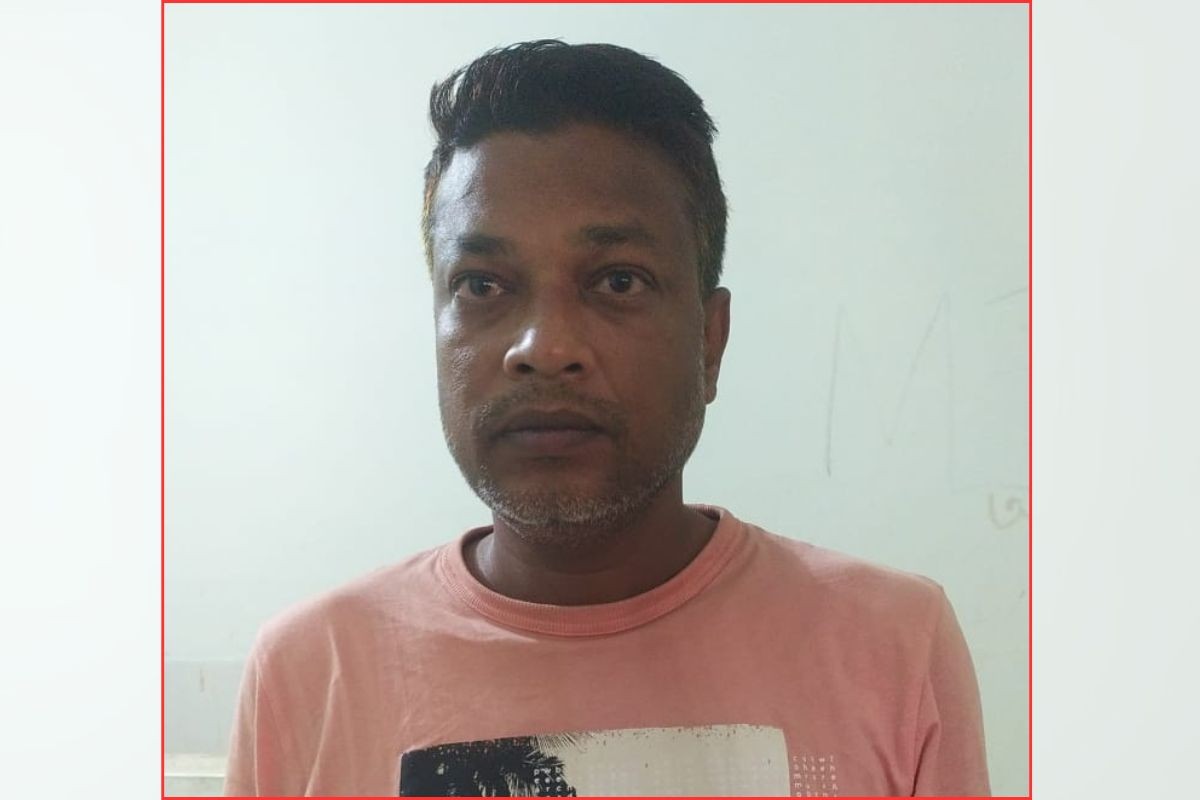 কুষ্টিয়ায় চাল ব্যবসায়ীর বাড়িতে গুলির ঘটনায় একজন গ্রেপ্তার