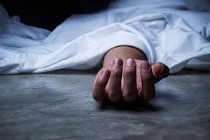 রান্নার সময়  শাড়িতে আগুন লেগে গৃহবধূর মৃত্যু