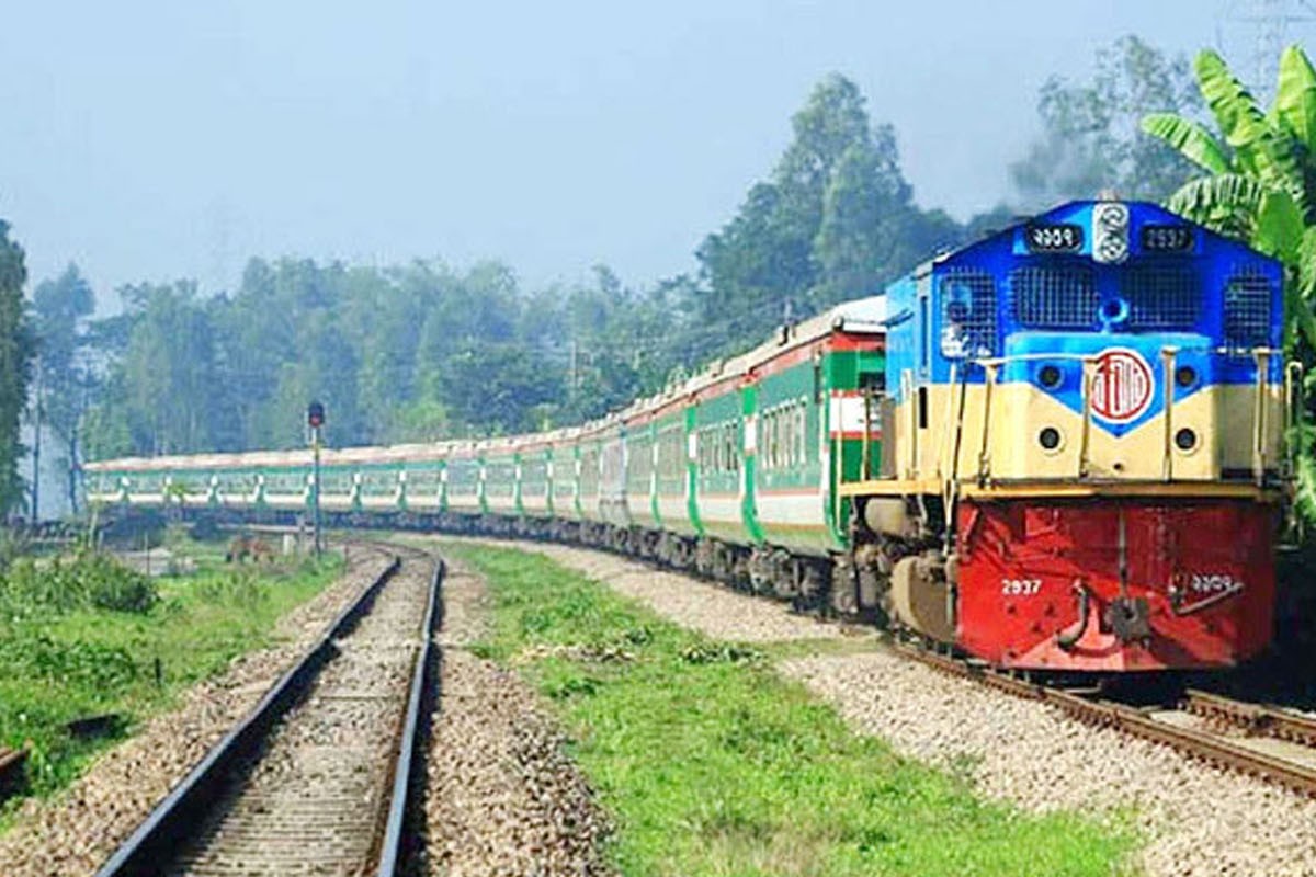 অভিনব উপায়ে ফিলিস্তিনে গণহত্যার প্রতিবাদ করবে রেলের লোকোমোটিভ মাস্টাররা