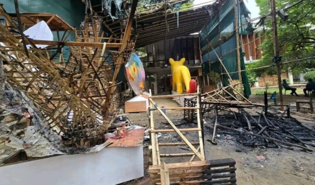 sadeq 2025 04 12T150719.289 1744449119 ‘ফ্যাসিবাদের মুখাকৃতি’ পোড়ানোর ঘটনায় তদন্ত কমিটি, থানায় জিডি
