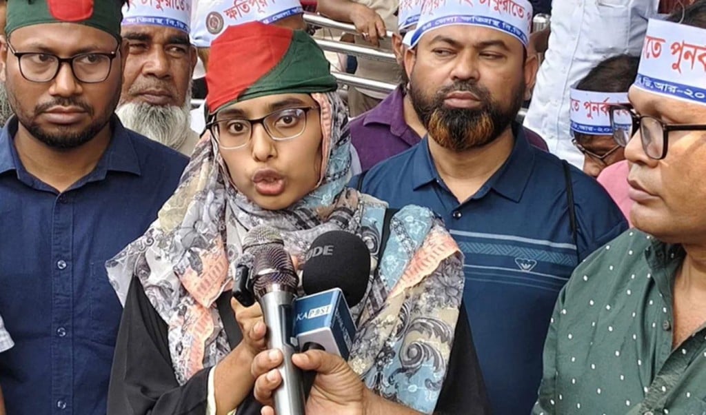 sadeq 55 1743930497 দুই দফা দাবিতে শহীদ মিনারে চাকরিচ্যুত বিডিআর সদস্যদের অবস্থান