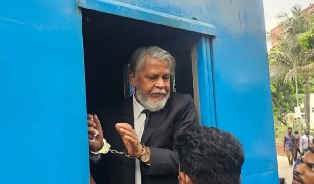 sadeq 81 1744111847 মানিকগঞ্জ জেলা আ. লীগ সভাপতি মহীউদ্দীন কারাগারে