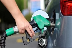 যুক্তরাষ্ট্র-চীনের নতুন বাণিজ্যযুদ্ধ, জ্বালানি তেলের দাম ৪ বছরে সর্বনিম্ন