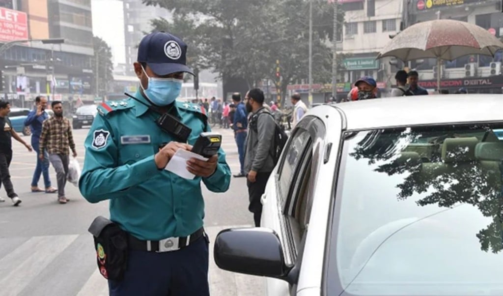 traffic dmp 1744199588 ট্রাফিক আইন লঙ্ঘনে একদিনে ডিএমপির ১৭৪২ মামলা