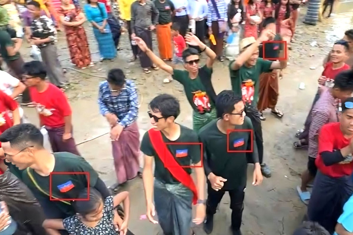 বান্দরবানে আরাকান আর্মিদের জলকেলি উৎসব!