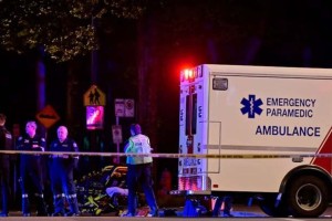 কানাডায় উৎসবরত জনতার ওপর উঠে গেল গাড়ি, নিহত বেশ কয়েকজন