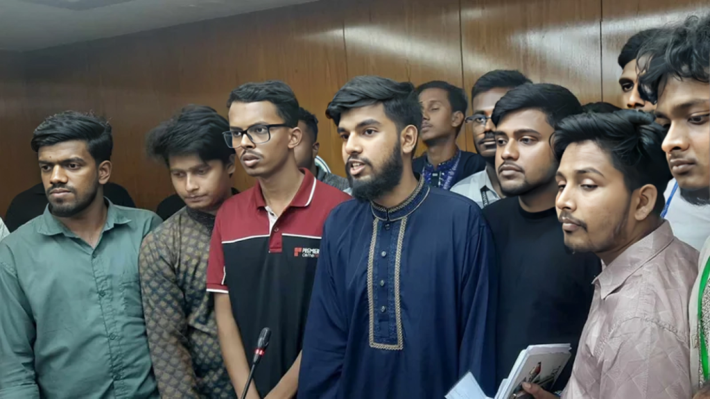 কারিগরি শিক্ষার্থীদের আন্দোলন 1744883899 বৈঠকে সন্তুষ্ট নয় কারিগরি শিক্ষার্থীরা; কঠোর আন্দোলনের হুশিয়ারি