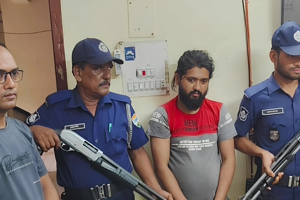 কিশোরগঞ্জে অত্যাধুনিক অস্ত্রসহ ছিনতাইকারী গ্রেপ্তার