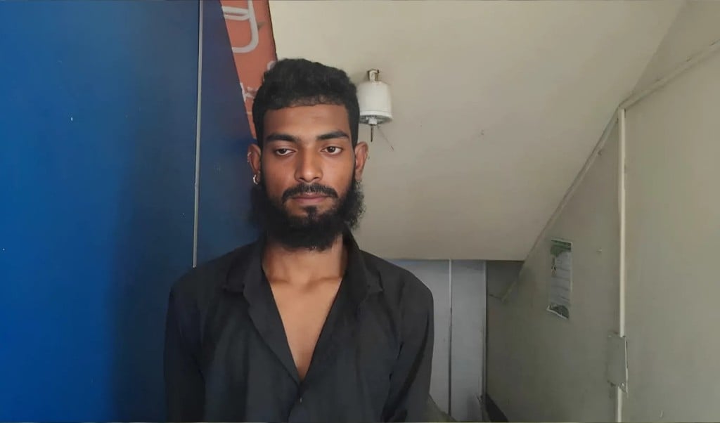 কুমিল্লায় নেশার টাকা না পেয়ে মাকে কোপানোর অভিযোগে গ্রেপ্তার ছেলে 1745483700 কুমিল্লায় নেশার টাকা না পেয়ে মাকে কোপানোর অভিযোগে গ্রেপ্তার ছেলে