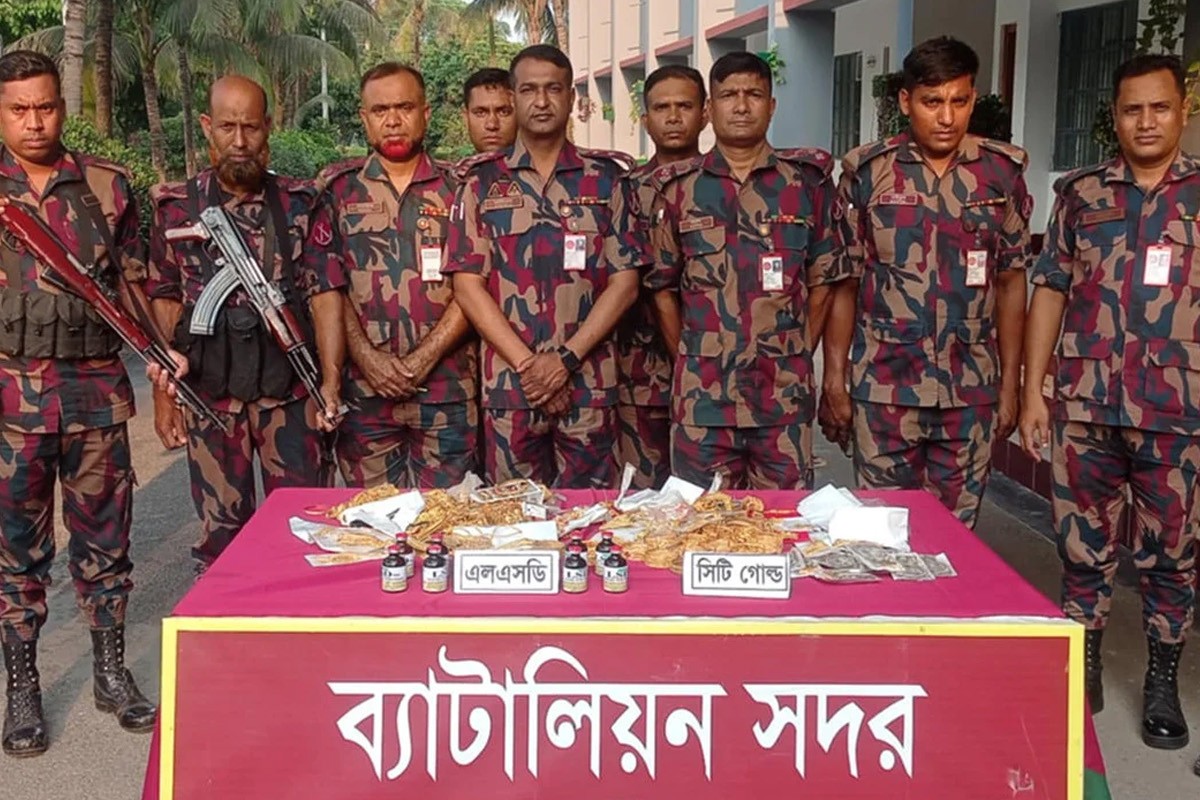 কুষ্টিয়ায় যাত্রীবাহী ট্রেনে মিলল ৪ কোটি টাকার মাদক ও জুয়েলারি