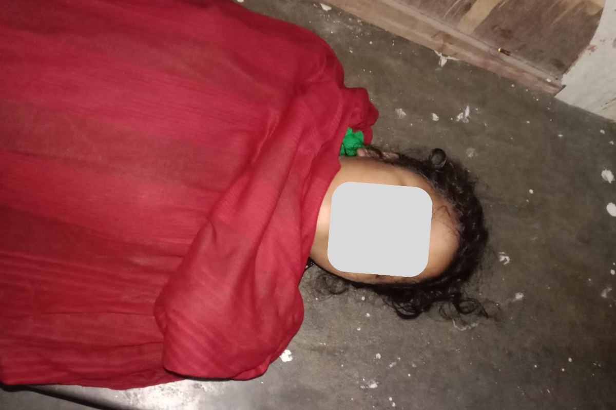 গলায় ওড়না পেঁচিয়ে ষষ্ঠ শ্রেণির ছাত্রীর আত্মহত্যা, দাবি পরিবারের