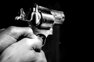 খুলনায় দুর্বৃত্তের গুলিতে ঘের মালিক নিহত