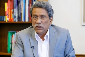 গণতান্ত্রিক শক্তির ঐক্যের ওপর নির্ভর করবে সংলাপের সাফল্য: আলী রীয়াজ