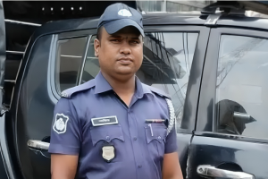 চুয়াডাঙ্গায় চেকপোস্ট ব্যারাক থেকে পুলিশ সদস্যের ঝুলন্ত লাশ উদ্ধার