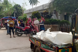 চুয়াডাঙ্গায় বাস চাপায় নিহত ২