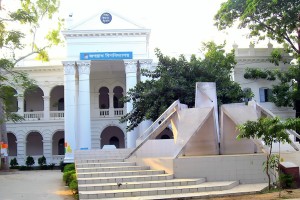 ‘গেট আউট, একে বের করে দাও’ ছাত্রফ্রন্টের সভাপতিকে এভাবেই শাসালেন জবির রেজিস্ট্রার